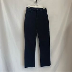 NYDJ size 2 Not your daughters jeans blk